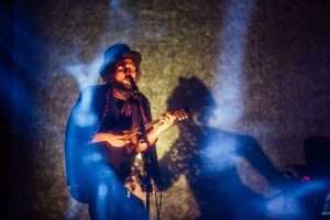 Capossela Foto di Chico De Luigi
