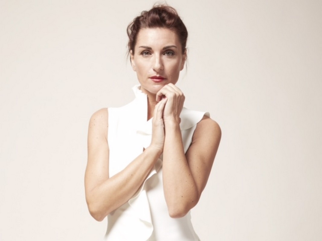 ROBERTA DI MARIO -CUTHOR
