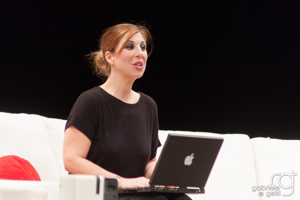 Michela Andreozzi in Maledetto Peter Pan - Foto Gabriele Gelsi