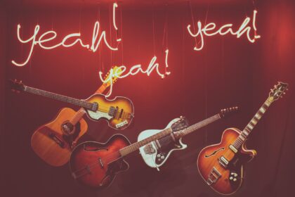 La chitarra è uno strumento principe del Rock and Roll - Foto di Markus SpiskeU