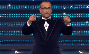 Carlo Conti a Sanremo 2025- Foto Streaming